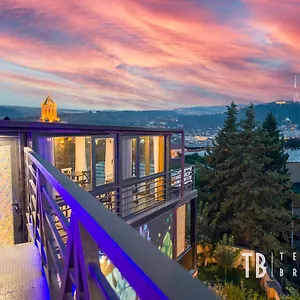 Inn Terra Bridge Tbilisi