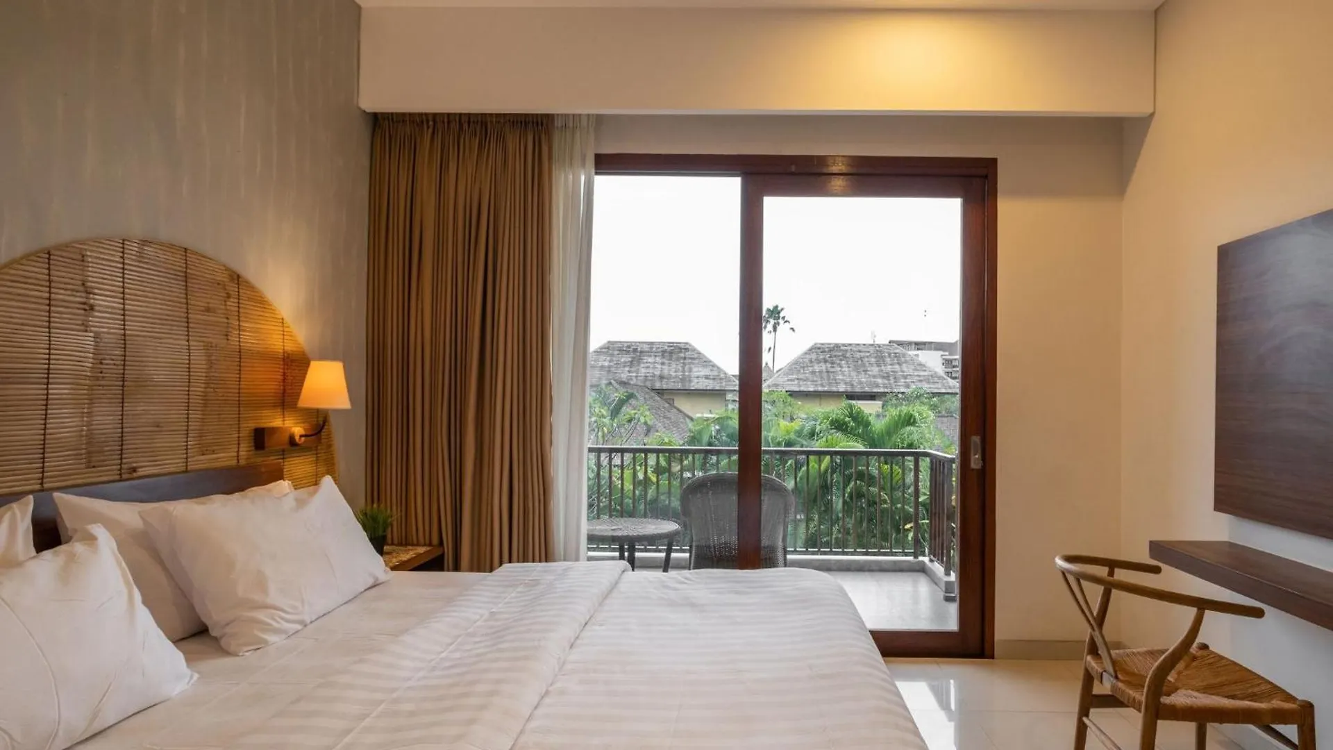 Cove Tevana Seminyak Hotell