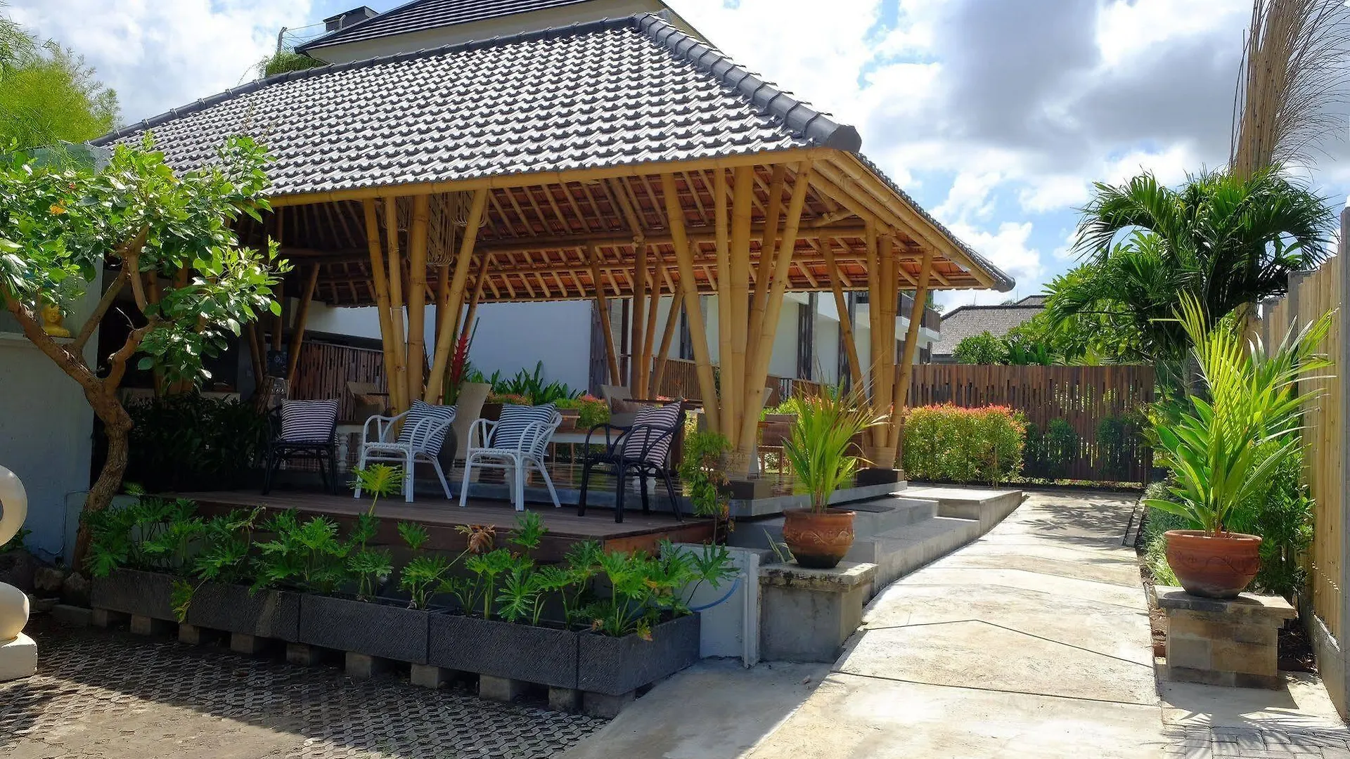 Hotell Cove Tevana Seminyak