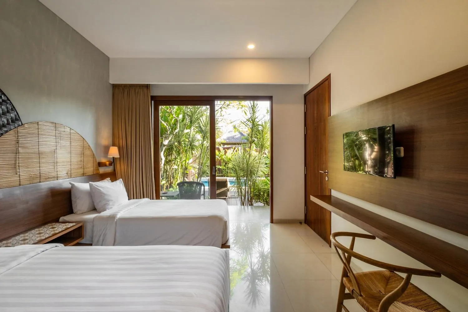 Cove Tevana Seminyak Hotel