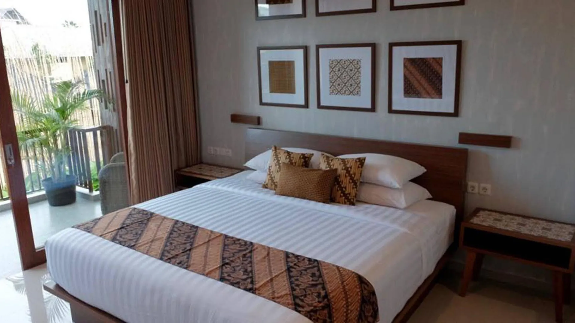 Cove Tevana Seminyak Hotel